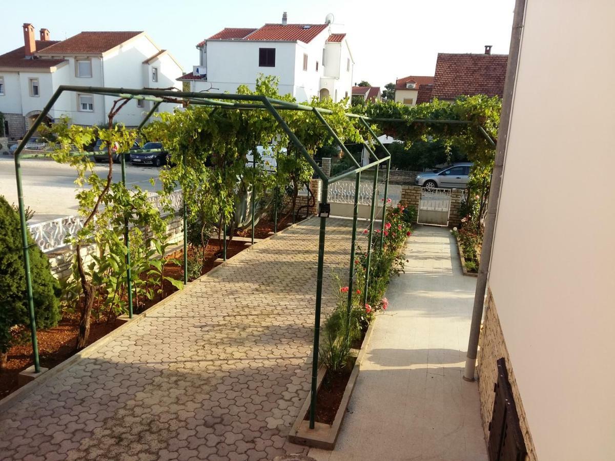 Villa Feodora Biograd Na Moru Bagian luar foto